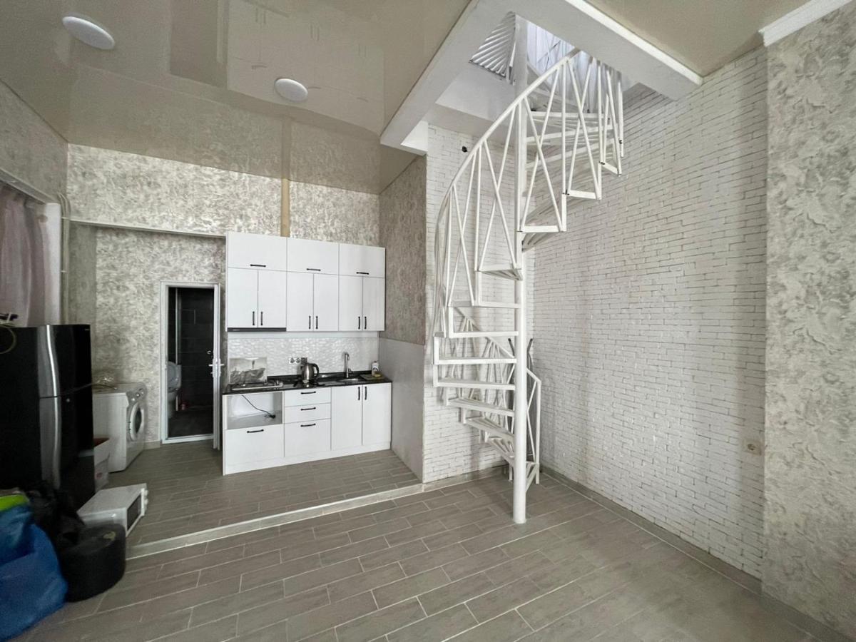 Центр Города Батуми Apartment Rustaveli 13 Eksteriør bilde